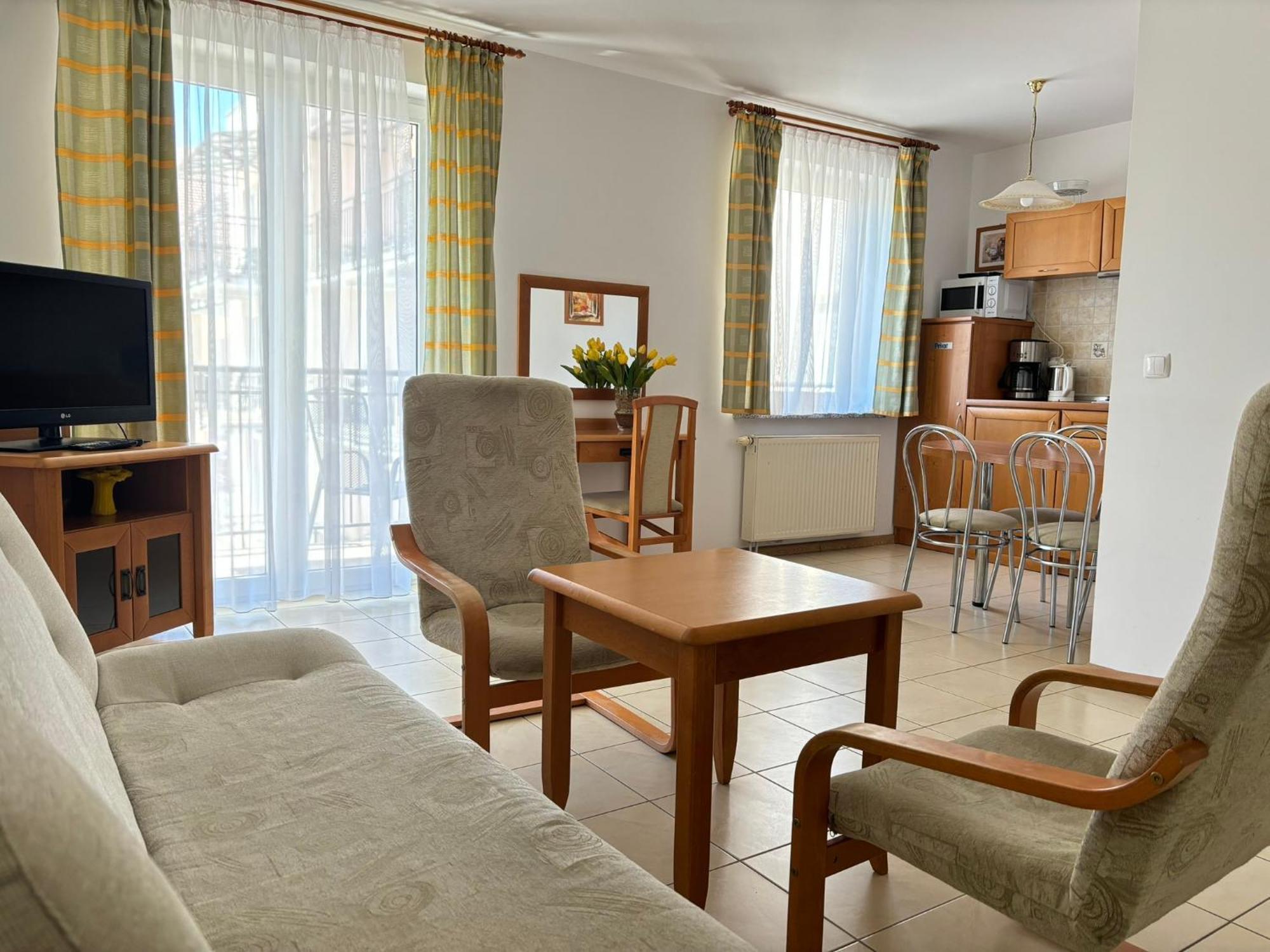 W Kolobrzegu Przy Promenadzie Apartment