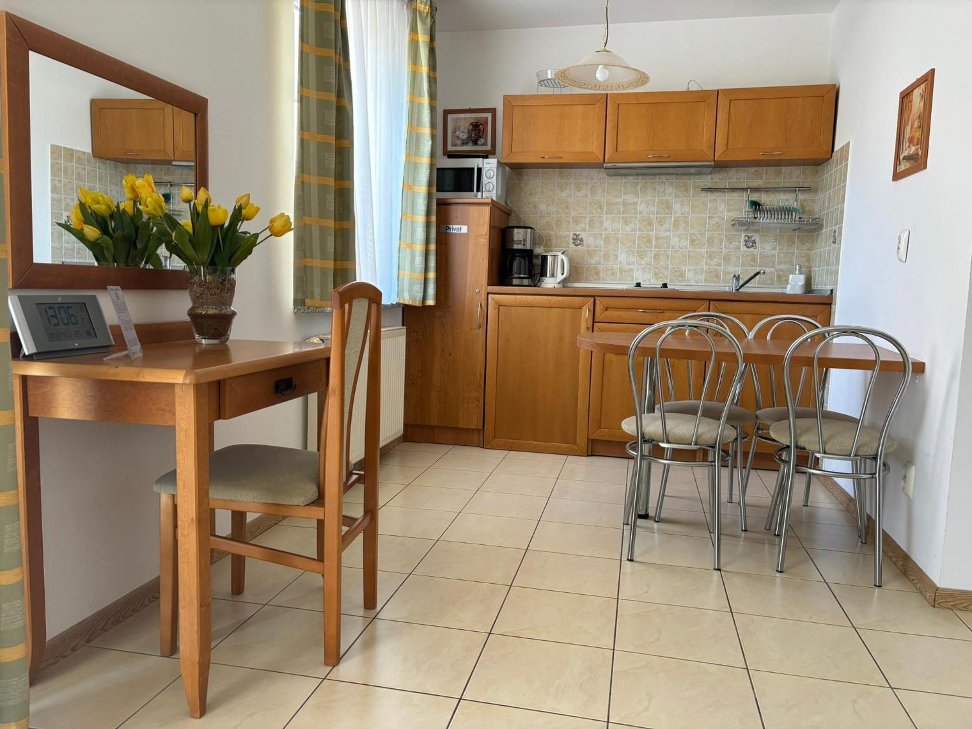 W Kolobrzegu Przy Promenadzie Apartment *